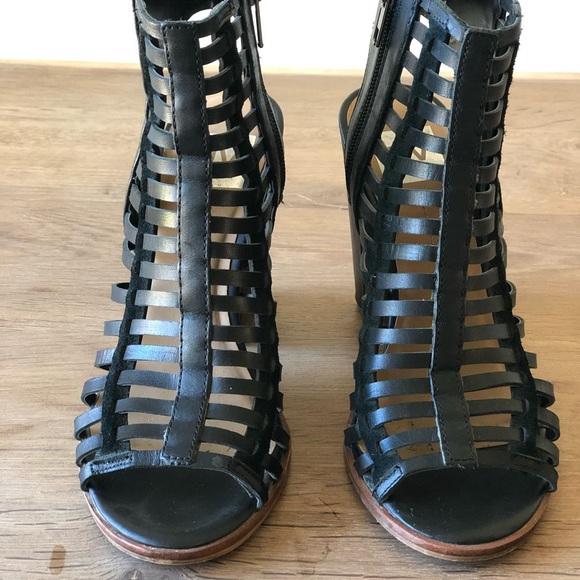 DV by Dolce Vita Gladiator Heeled Sandals - Picture 4 of 6